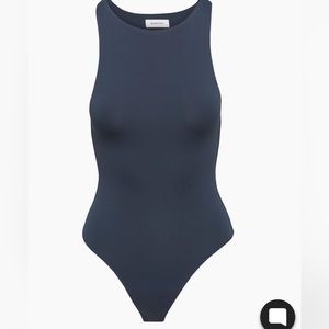 Aritzia Babaton Contour 90’s Bodysuit